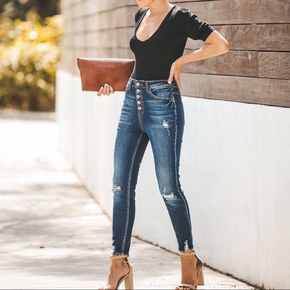 50% CLEARANCE 🎄Roxy Puff Sleeved Bodysuit - Picture 4 of 8